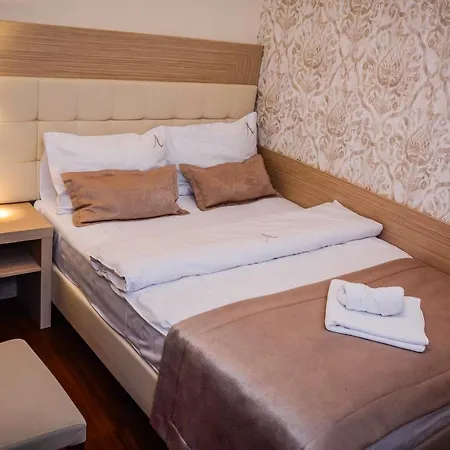 Anna Bed & Breakfast *