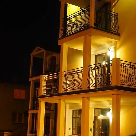 Anna Bed & Breakfast 3*