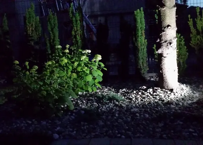 Anna 3* אוסטראון